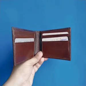 Elegant brown pure leather bi-fold compect wallet